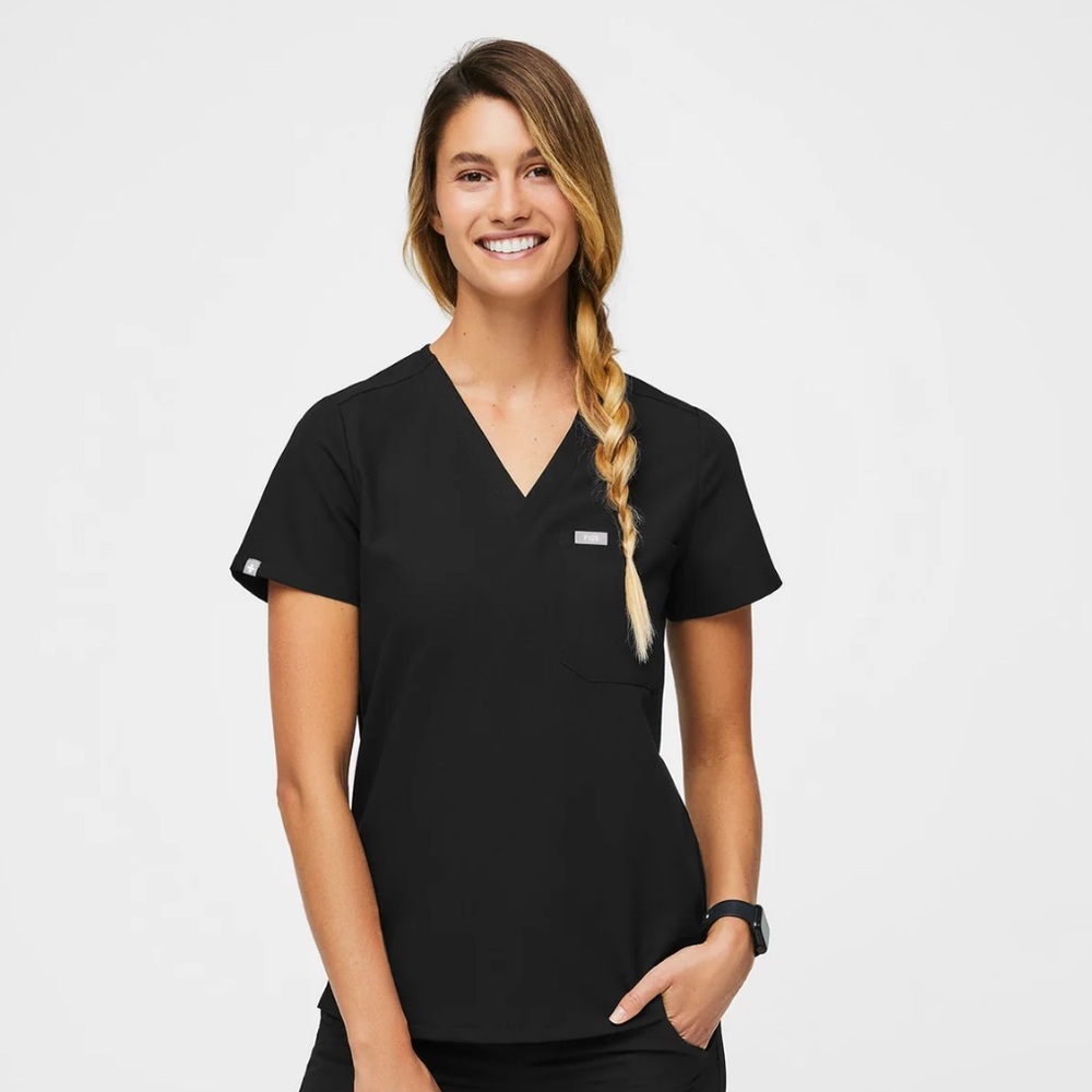 Figs women’s Catarina scrub top
